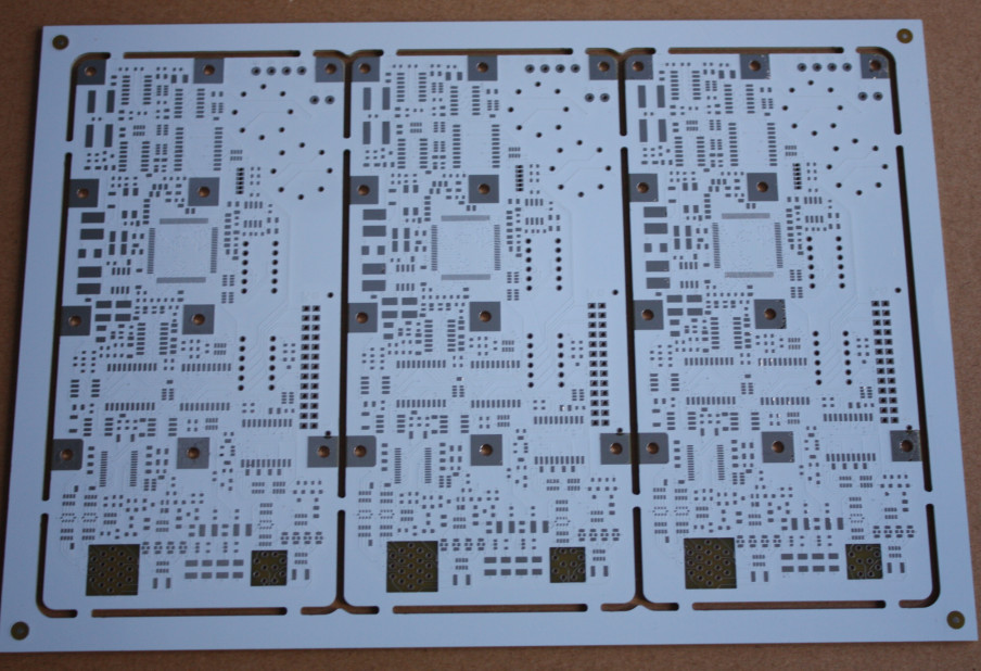 OEM 3W LED Light PCB Board 200X160mm dan White Solder Mask Hal Lead Free Surface Finishing