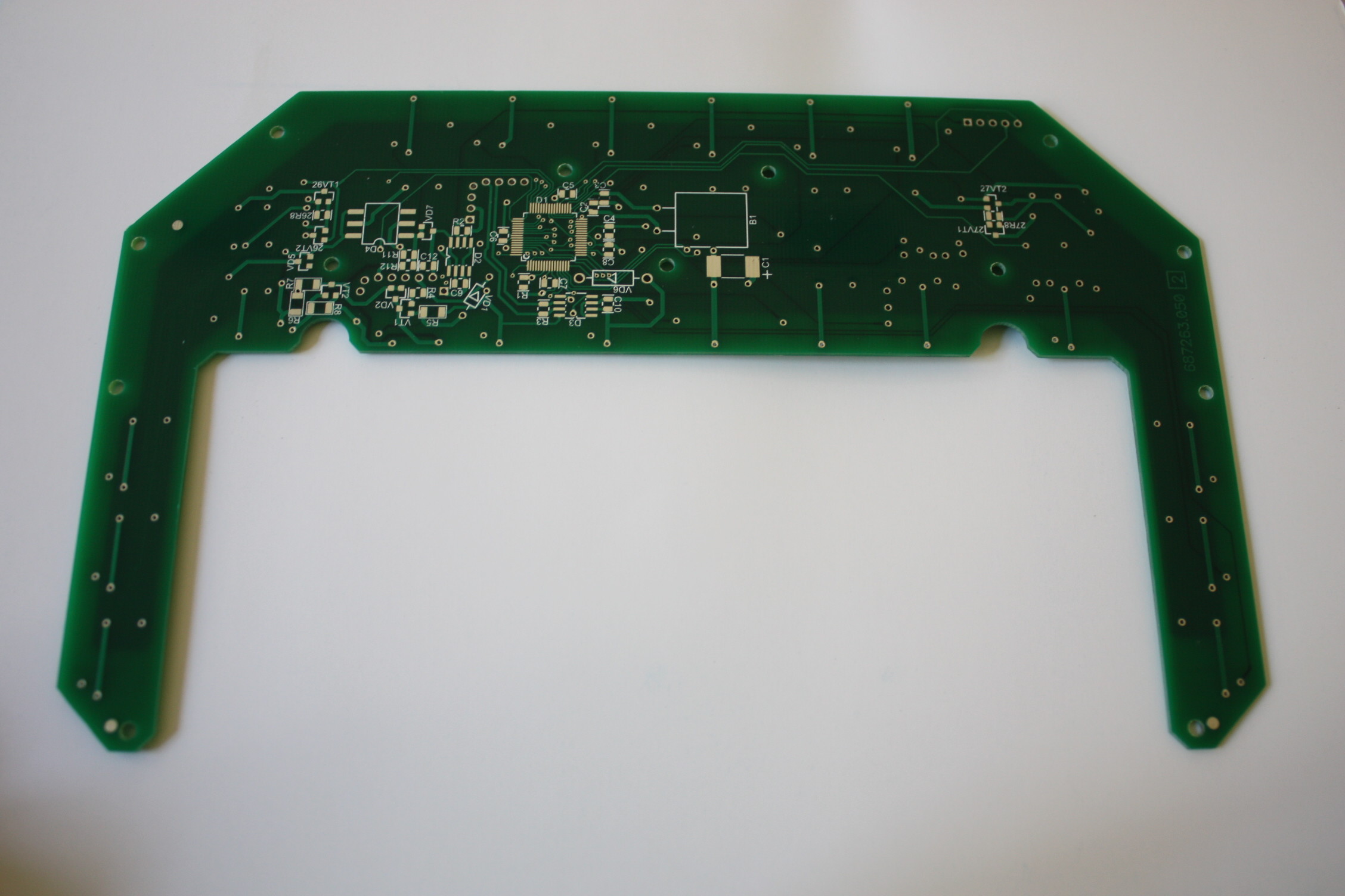 OEM Fr4tg180 PCB bebas timah 6 Lapisan Kustom Tidak Teratur Berbentuk Lebar Garis 0.15mm